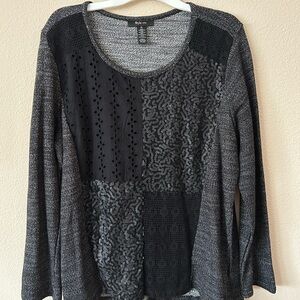 Black and Gray Long Sleeve Warm Knit style Fashionable Top